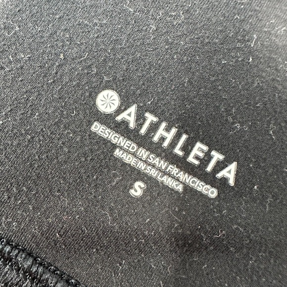 Athleta Tank Top Womens Small Black Lace Cropped Racerback Crew Neck‎ Activewear - Picture 6 of 6